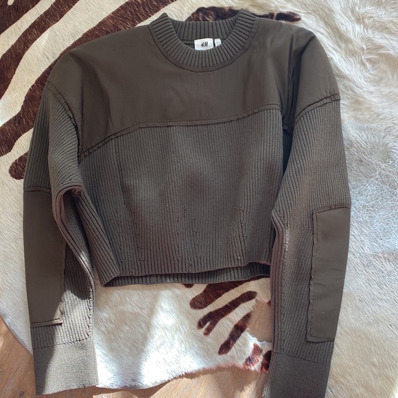 H&M Studio Collection Sweater - Picture 2 of 7